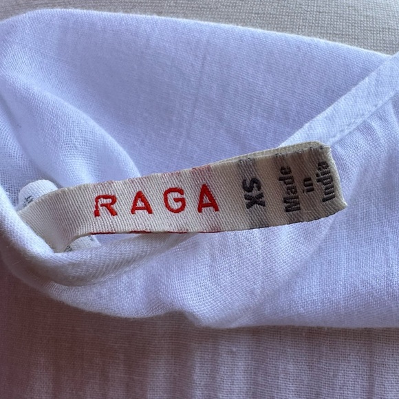 Raga Embroidered Eyelet V Neckline Bell Sleeves White Cotton Tunic Top Size S - Picture 11 of 12